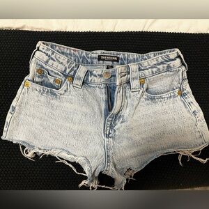 Women’s shorts